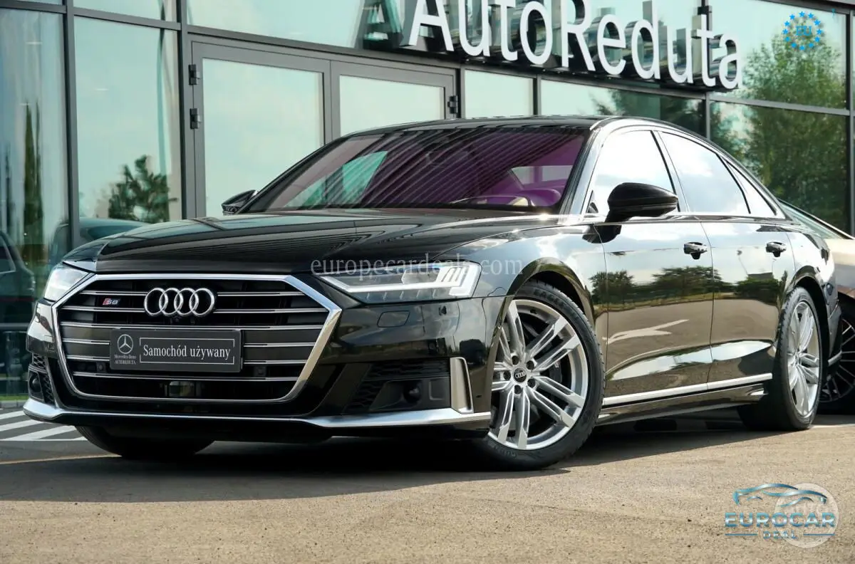 Audi S8
