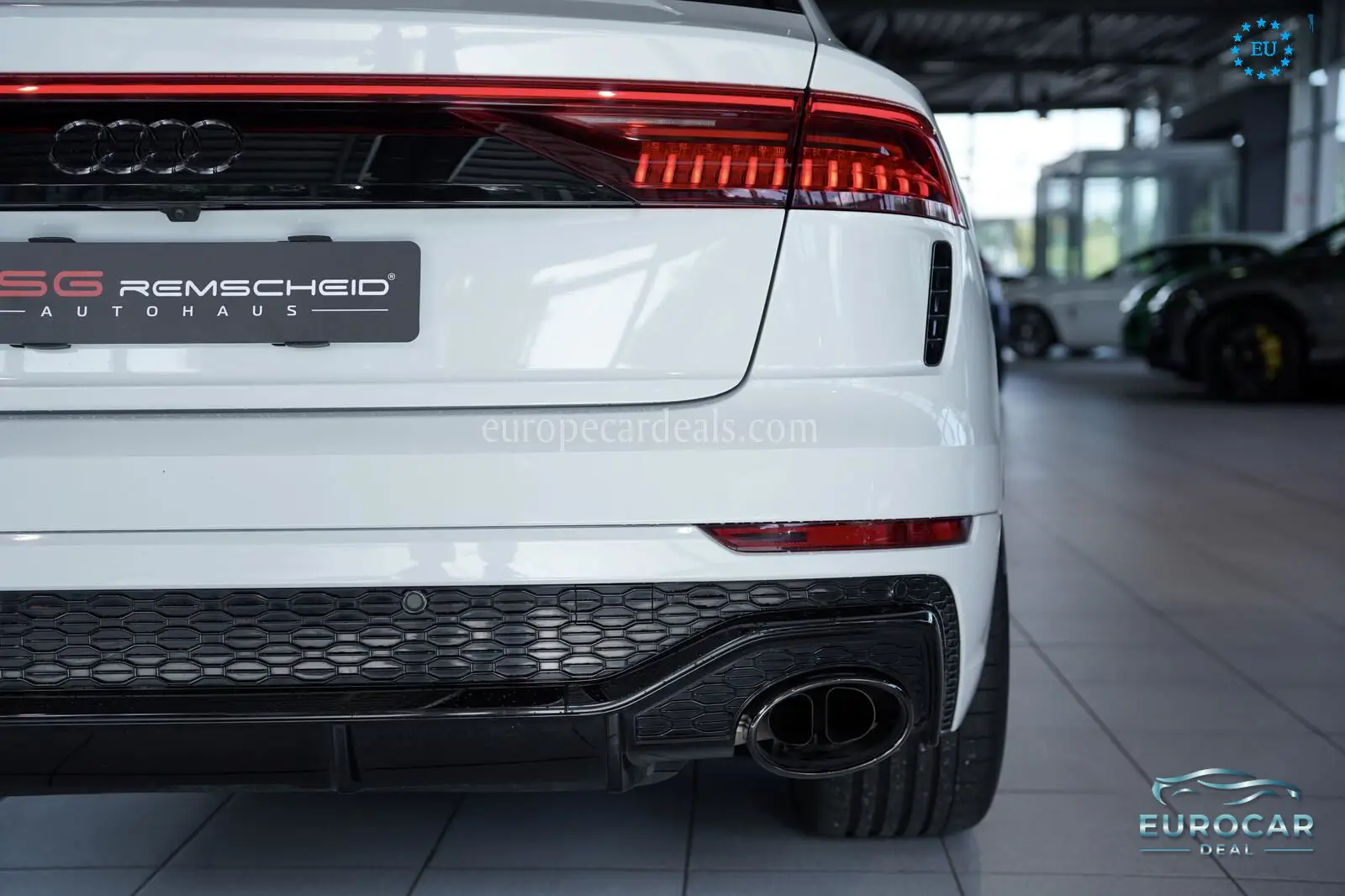 Audi RSQ8
