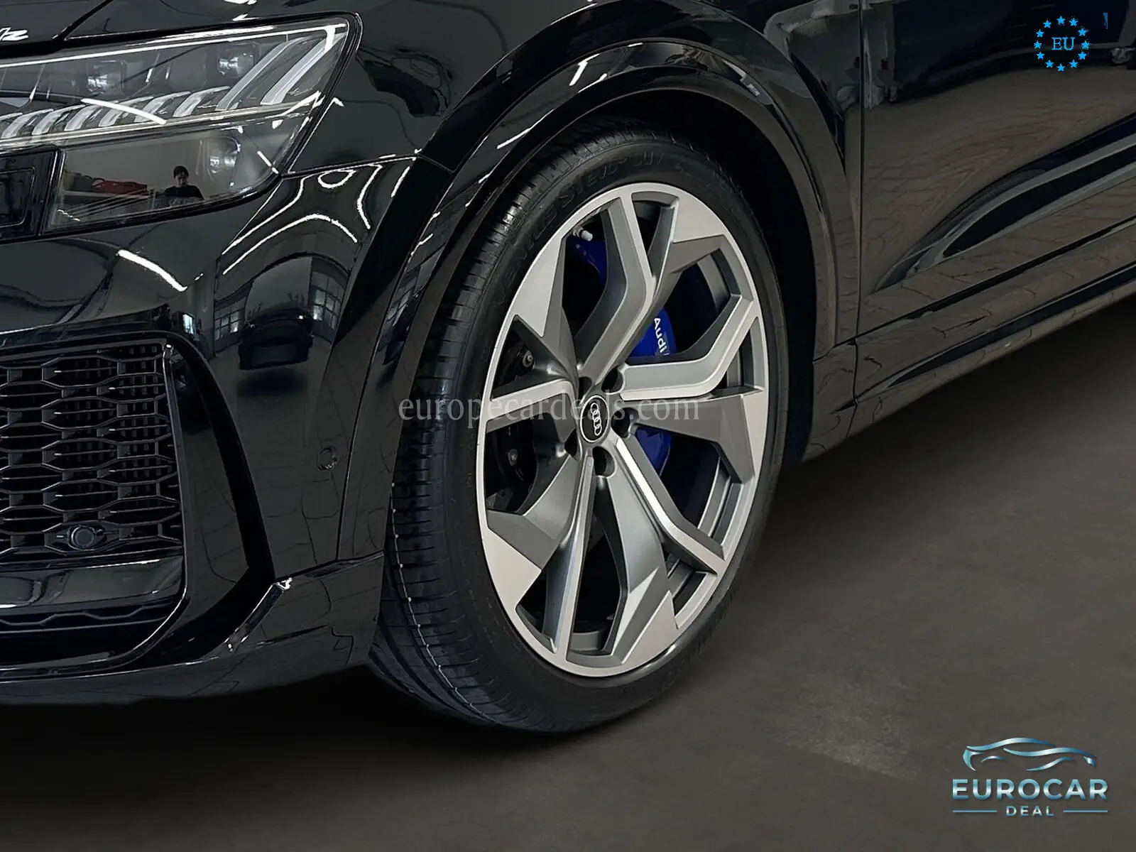Audi RSQ8