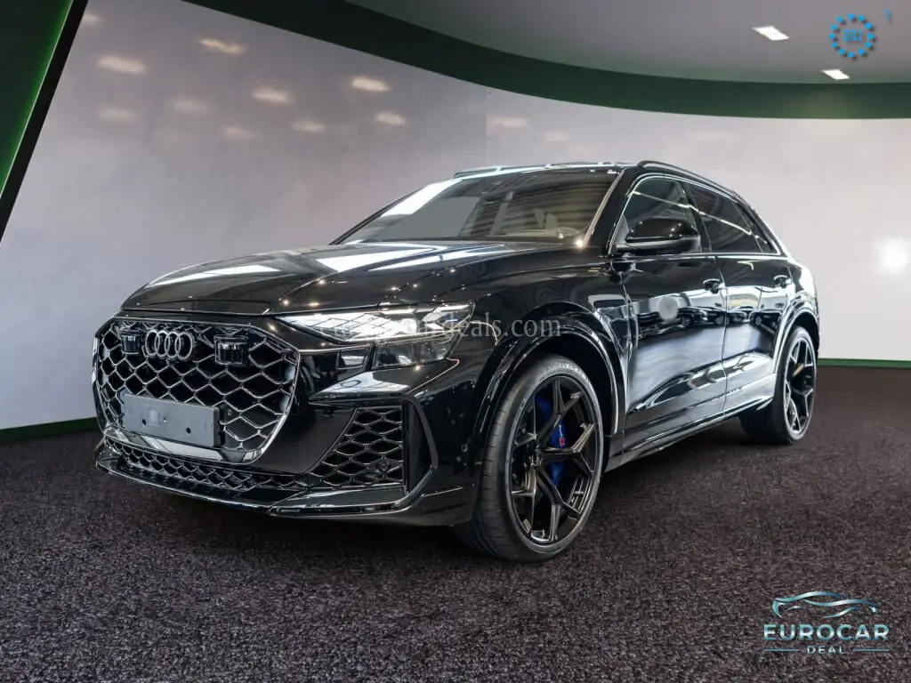 Audi RSQ8
