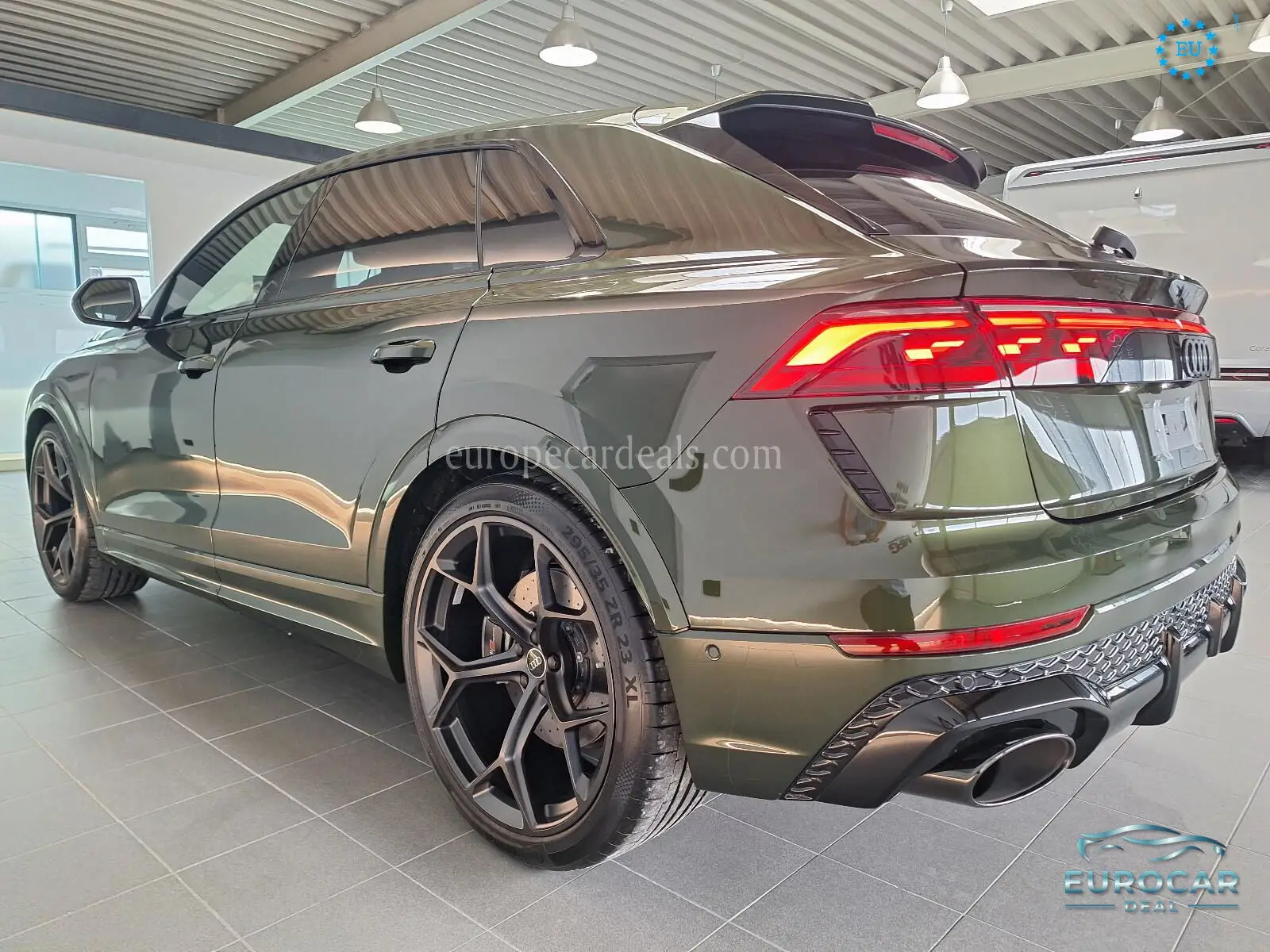 Audi RSQ8