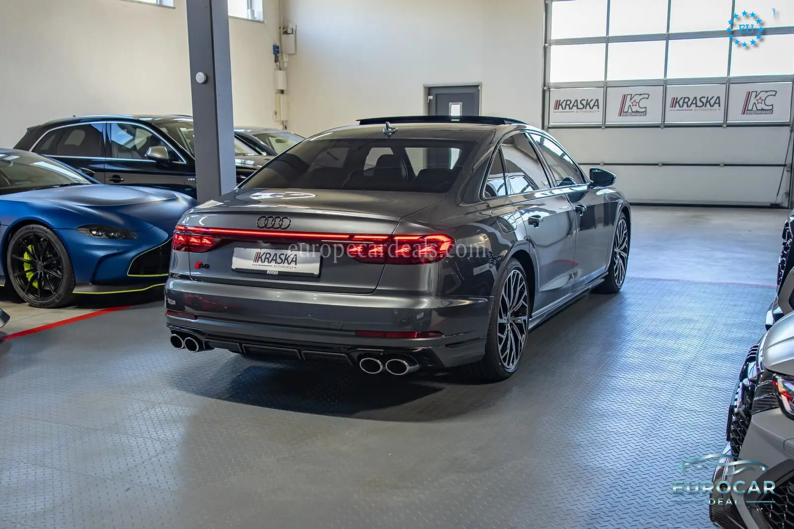 Audi S8