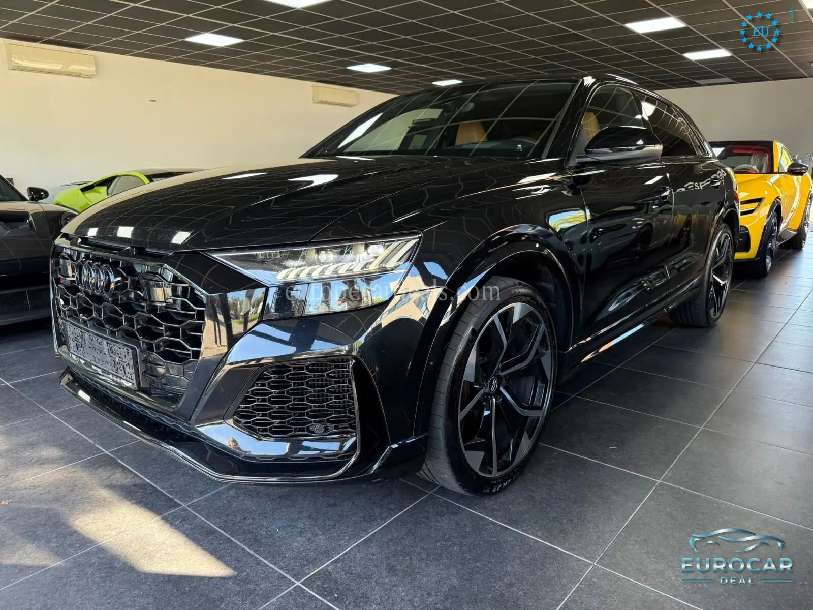 Audi RSQ8
