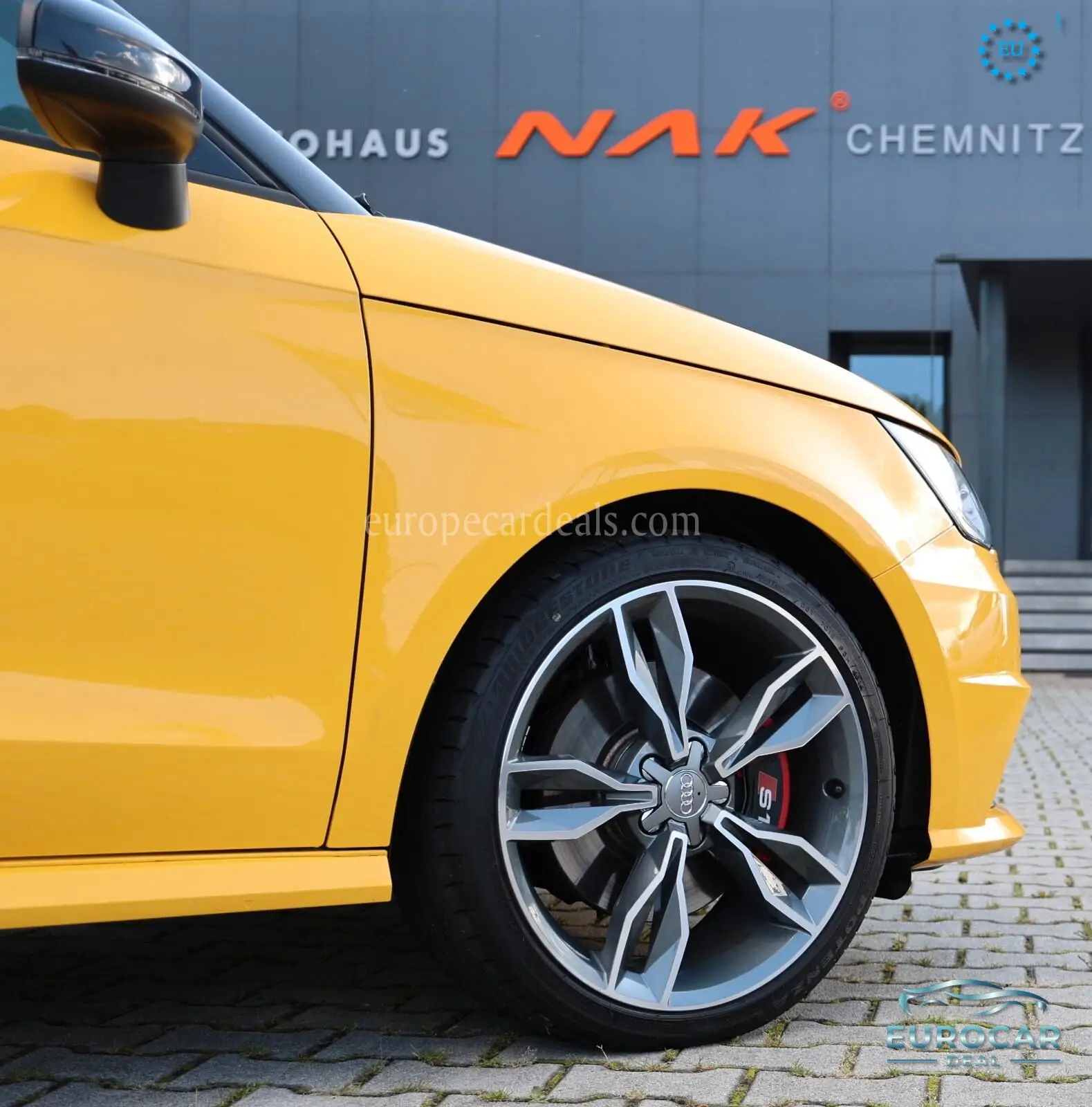 Audi S1