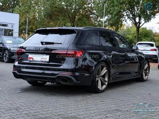 Audi RS4