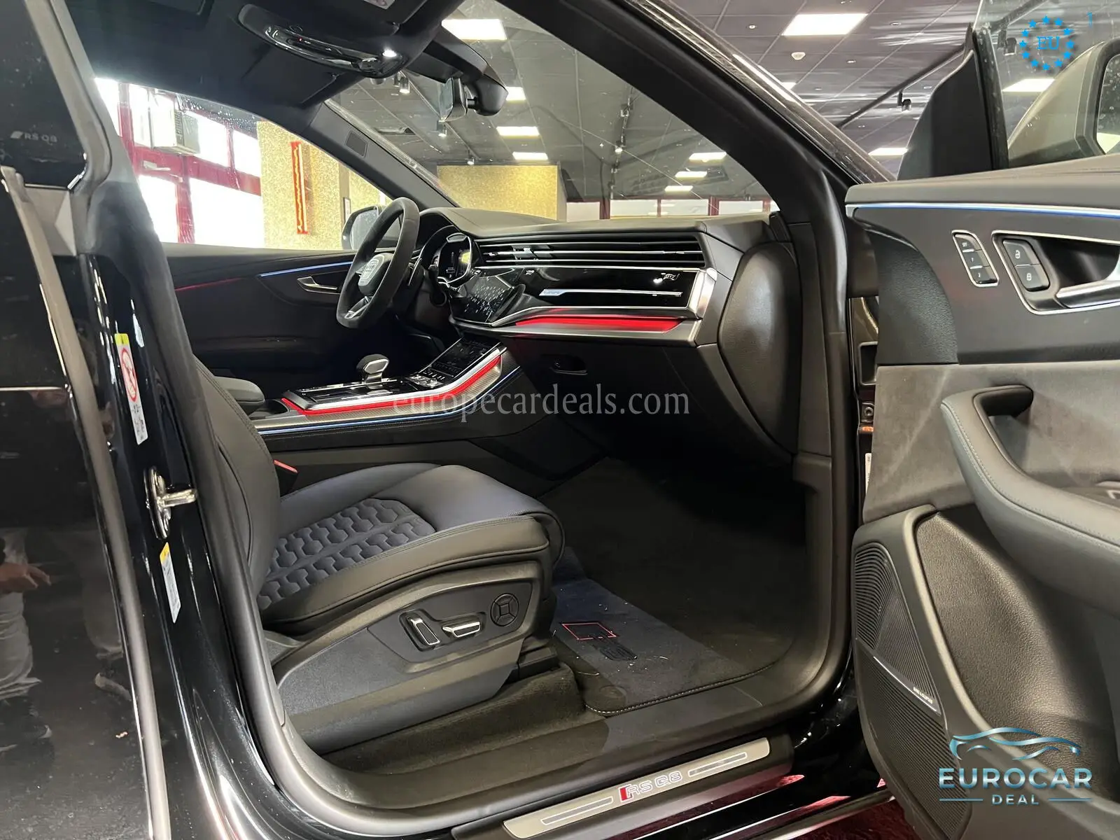 Audi RSQ8