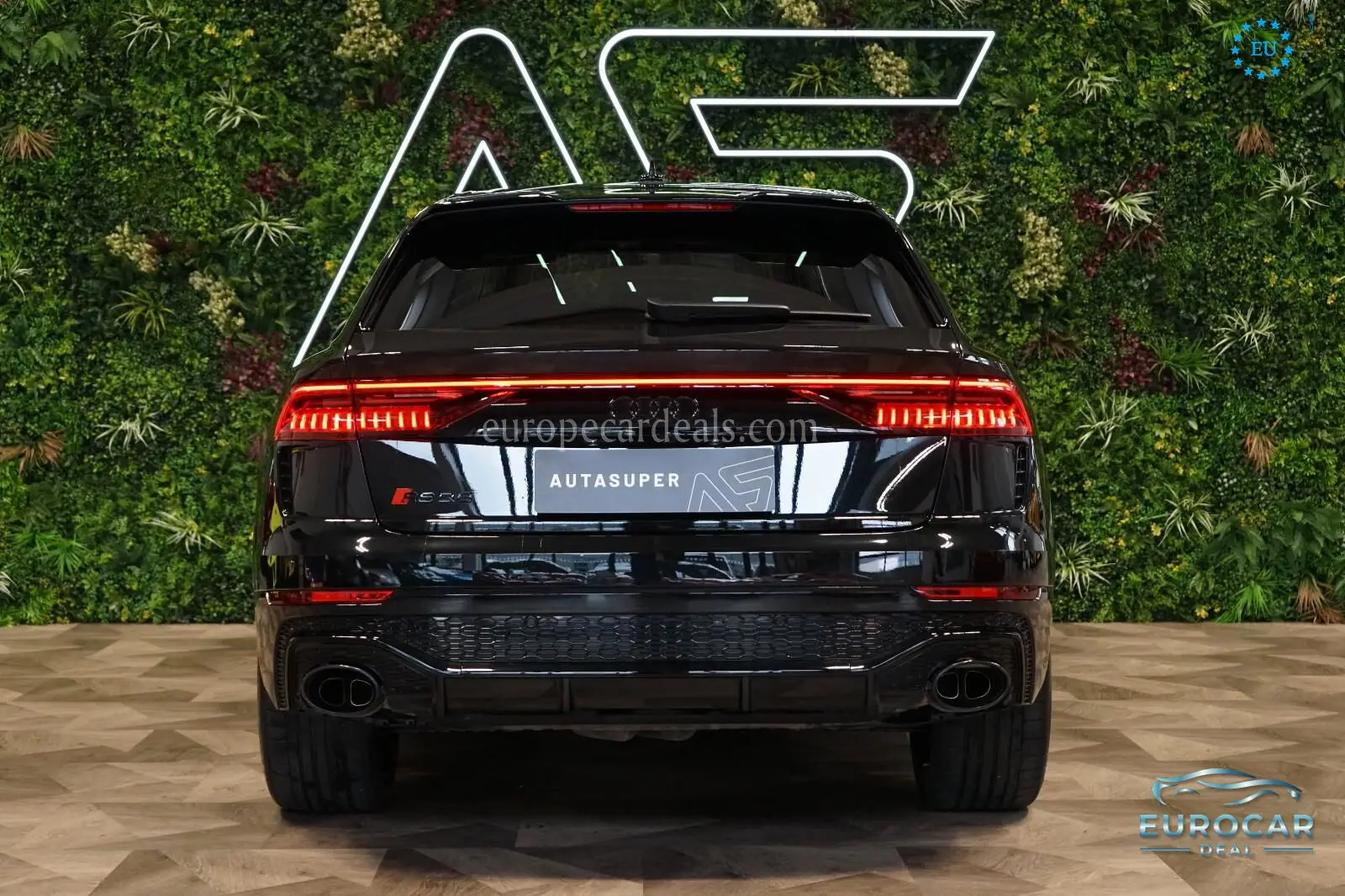 Audi RSQ8