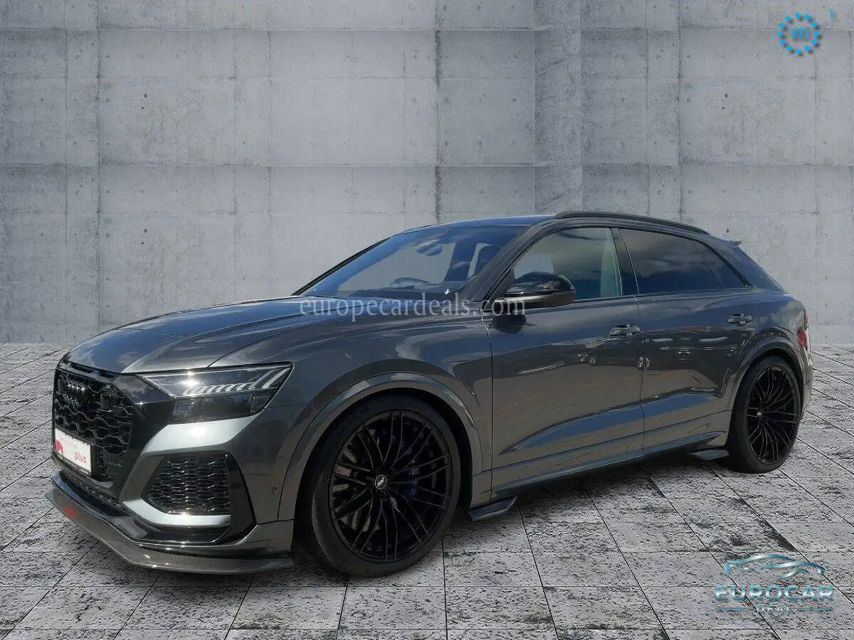 Audi RSQ8
