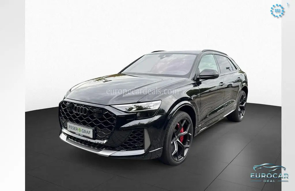 Audi RSQ8