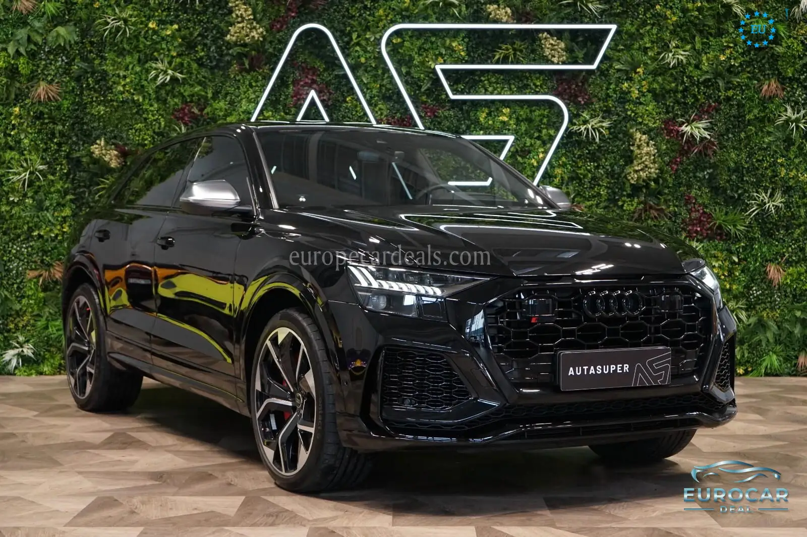 Audi RSQ8