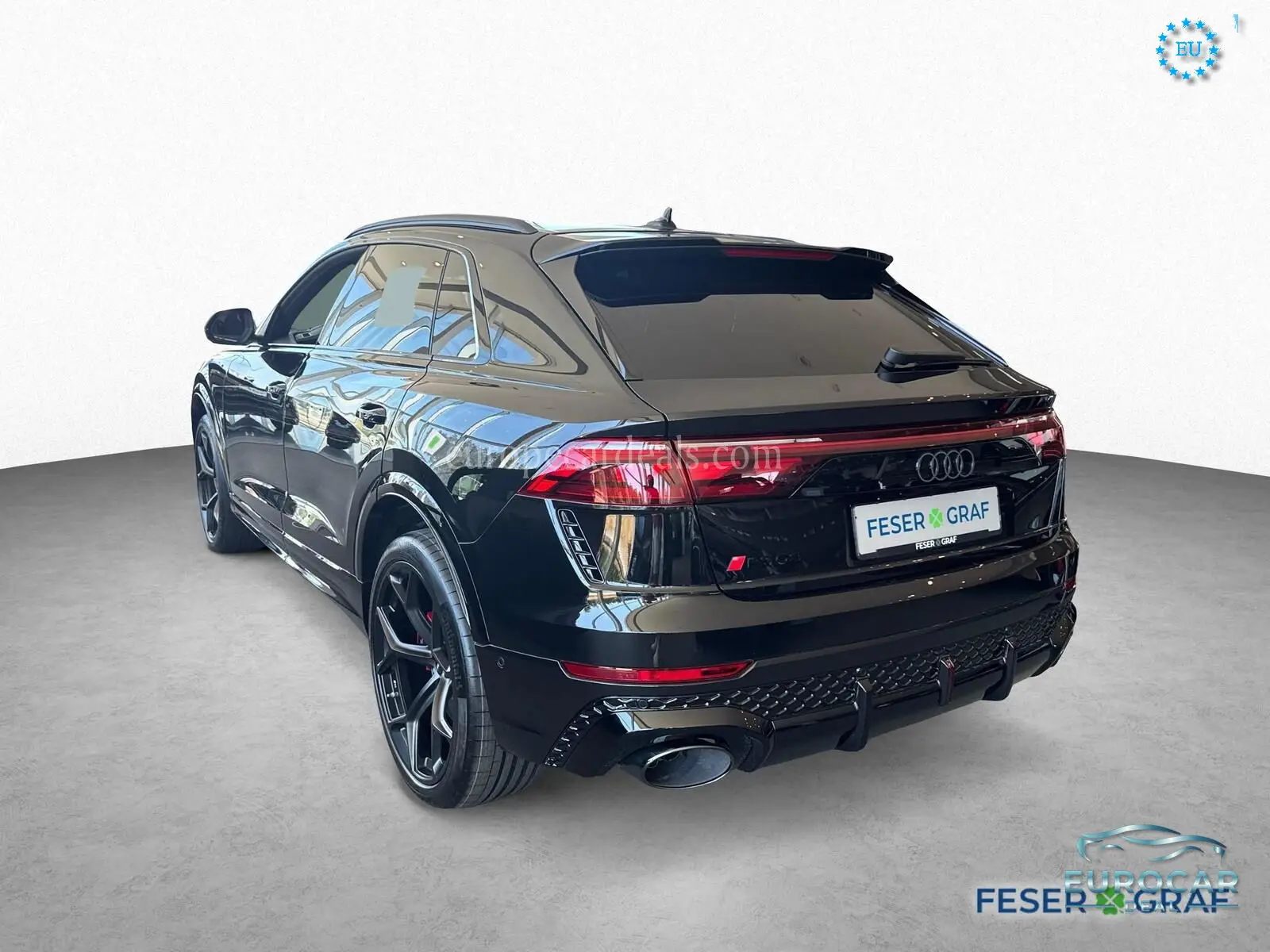 Audi RSQ8