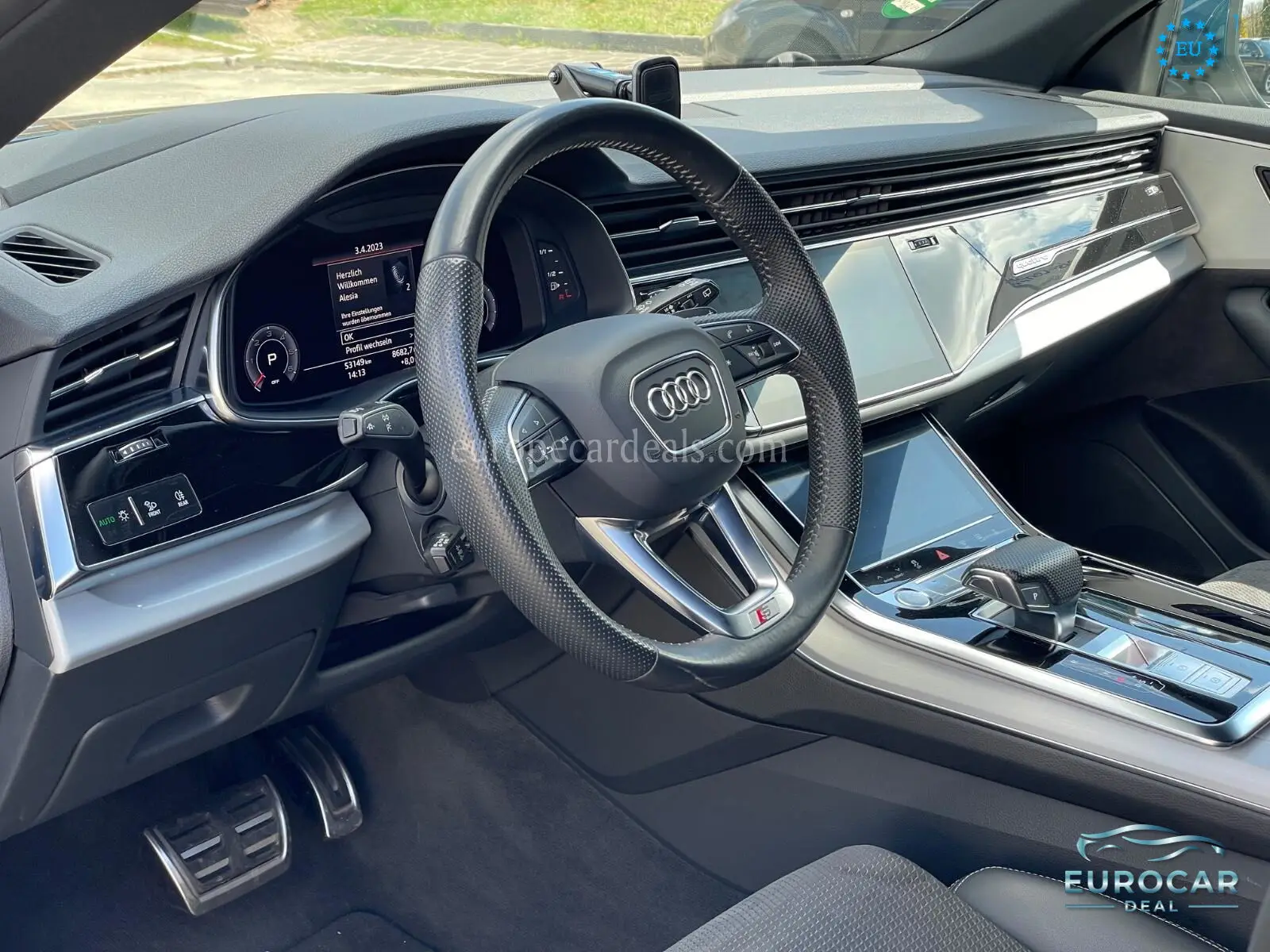 Audi Q8