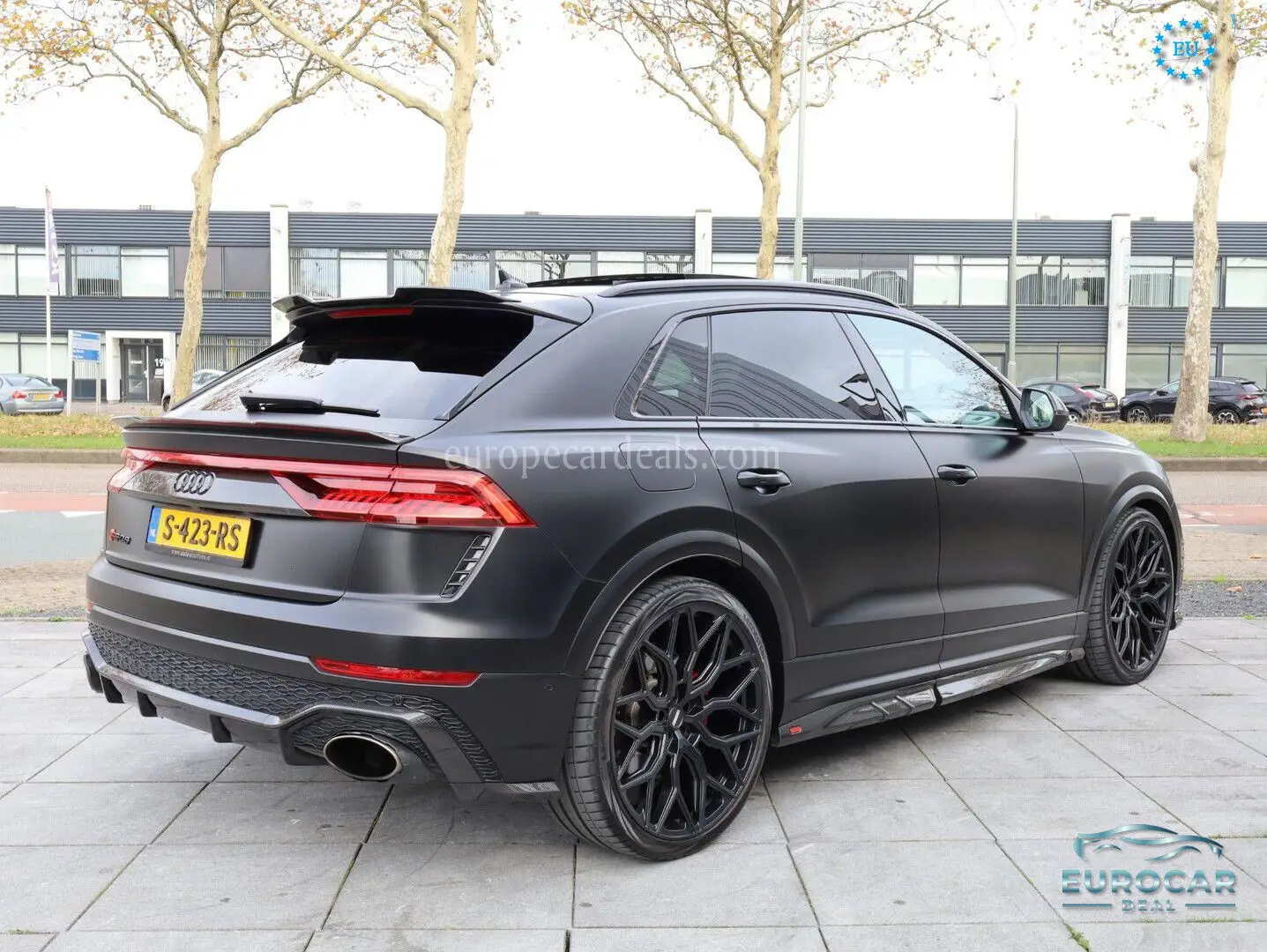 Audi RSQ8