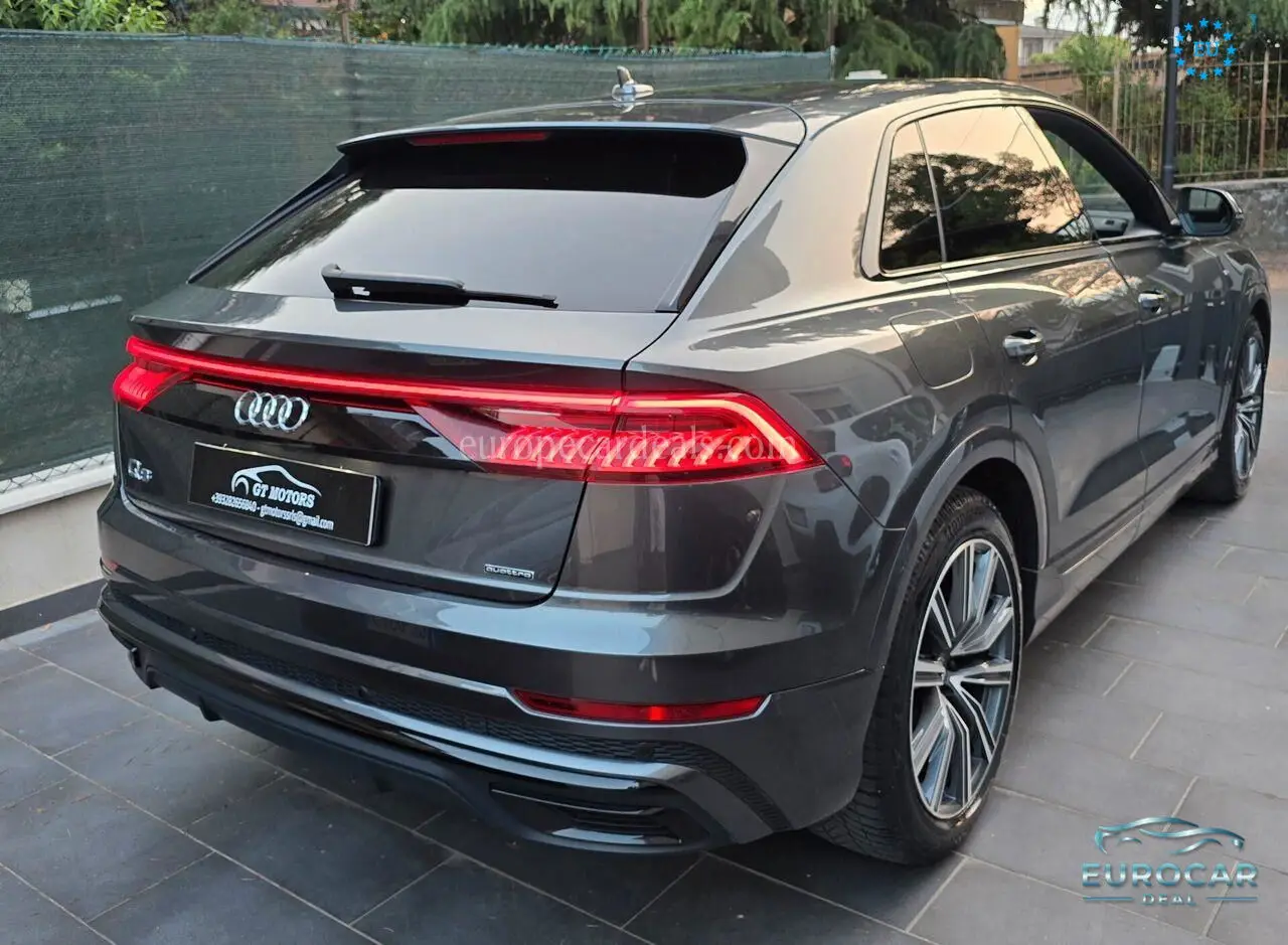Audi Q8