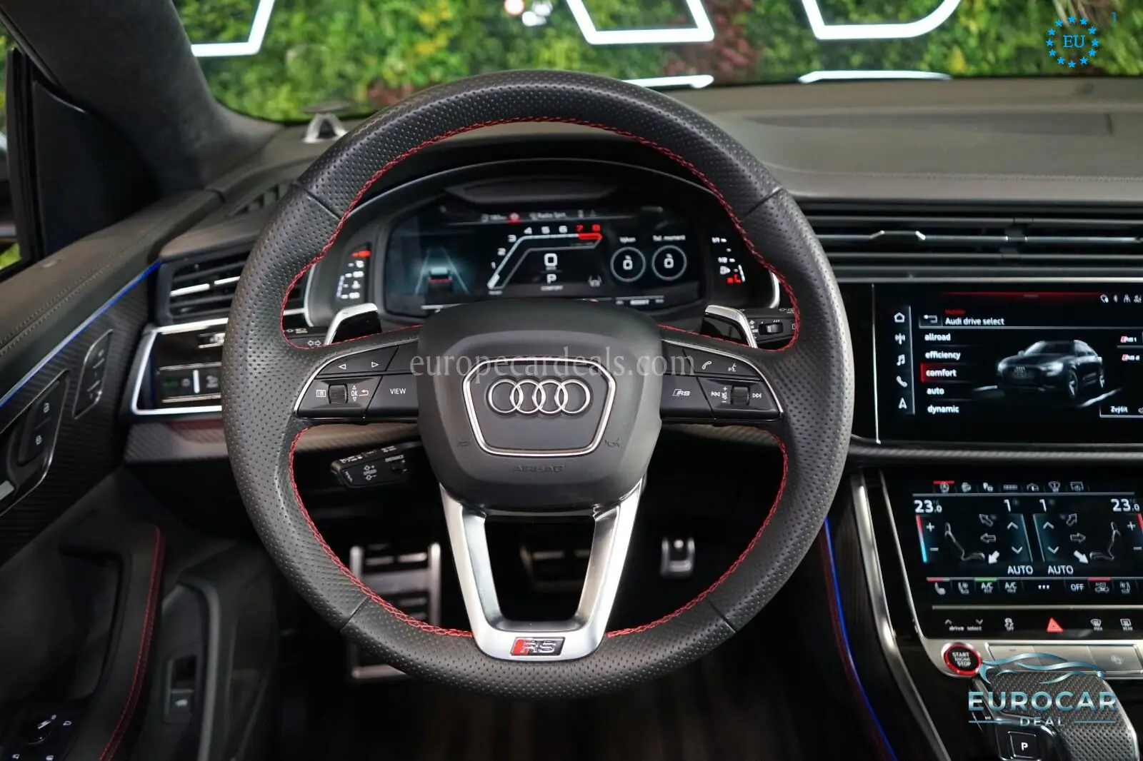 Audi RSQ8