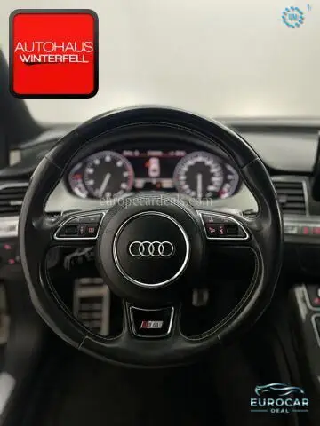 Audi S8