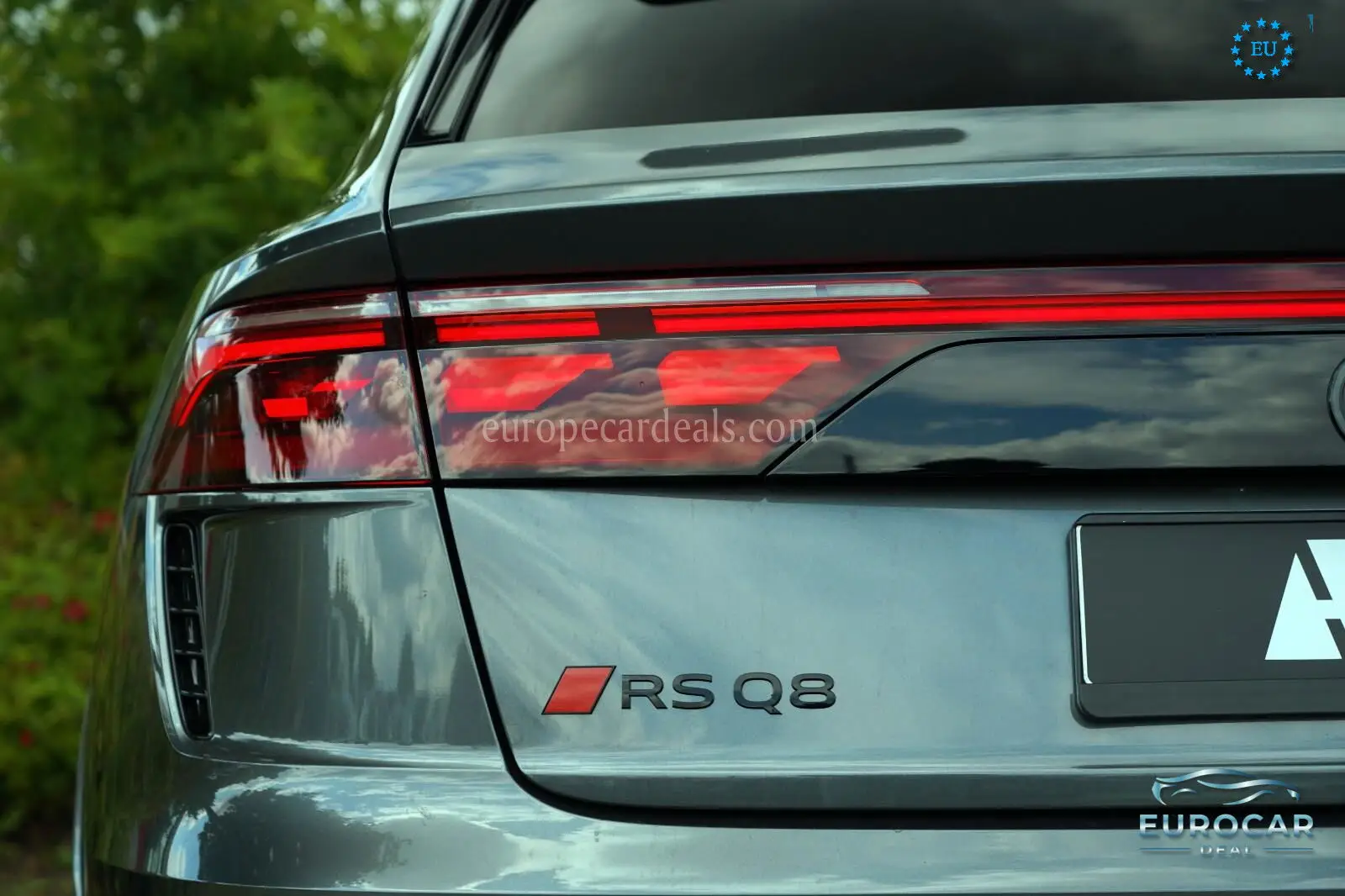Audi RSQ8