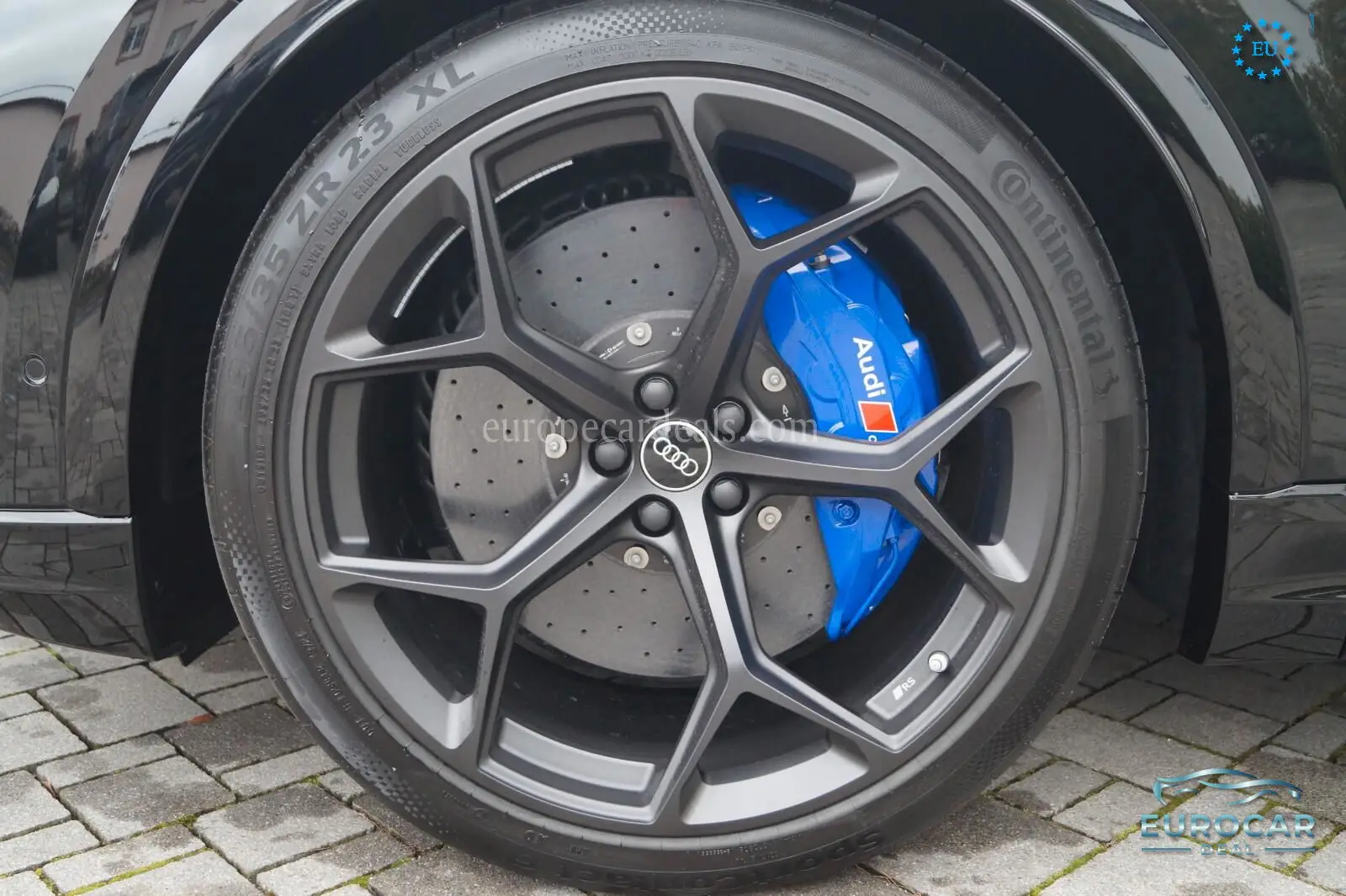 Audi RSQ8