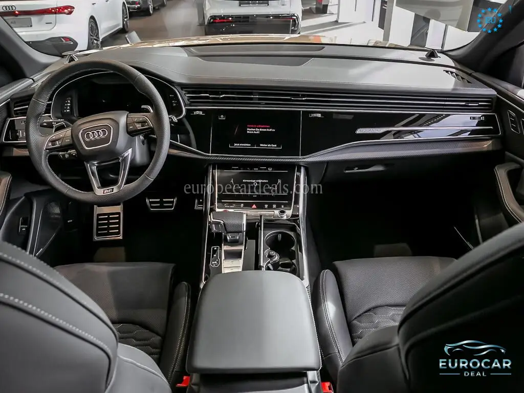 Audi RSQ8