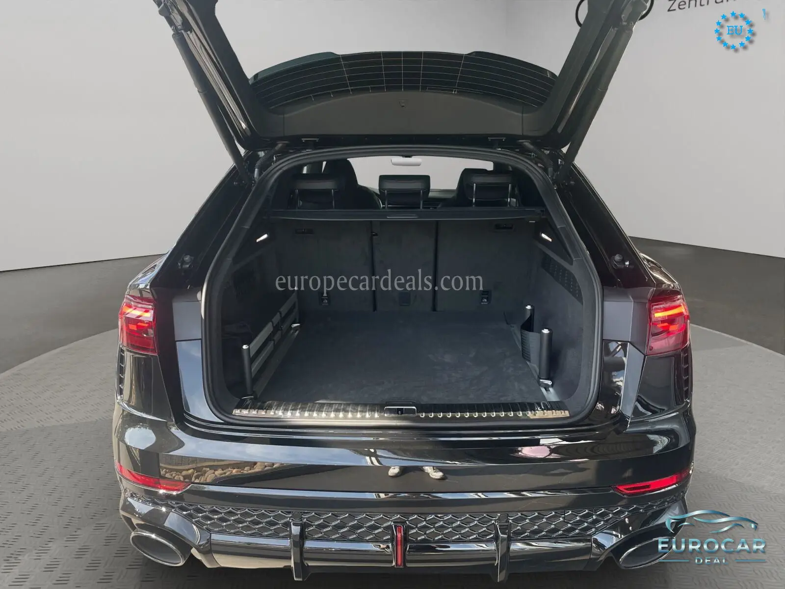 Audi RSQ8