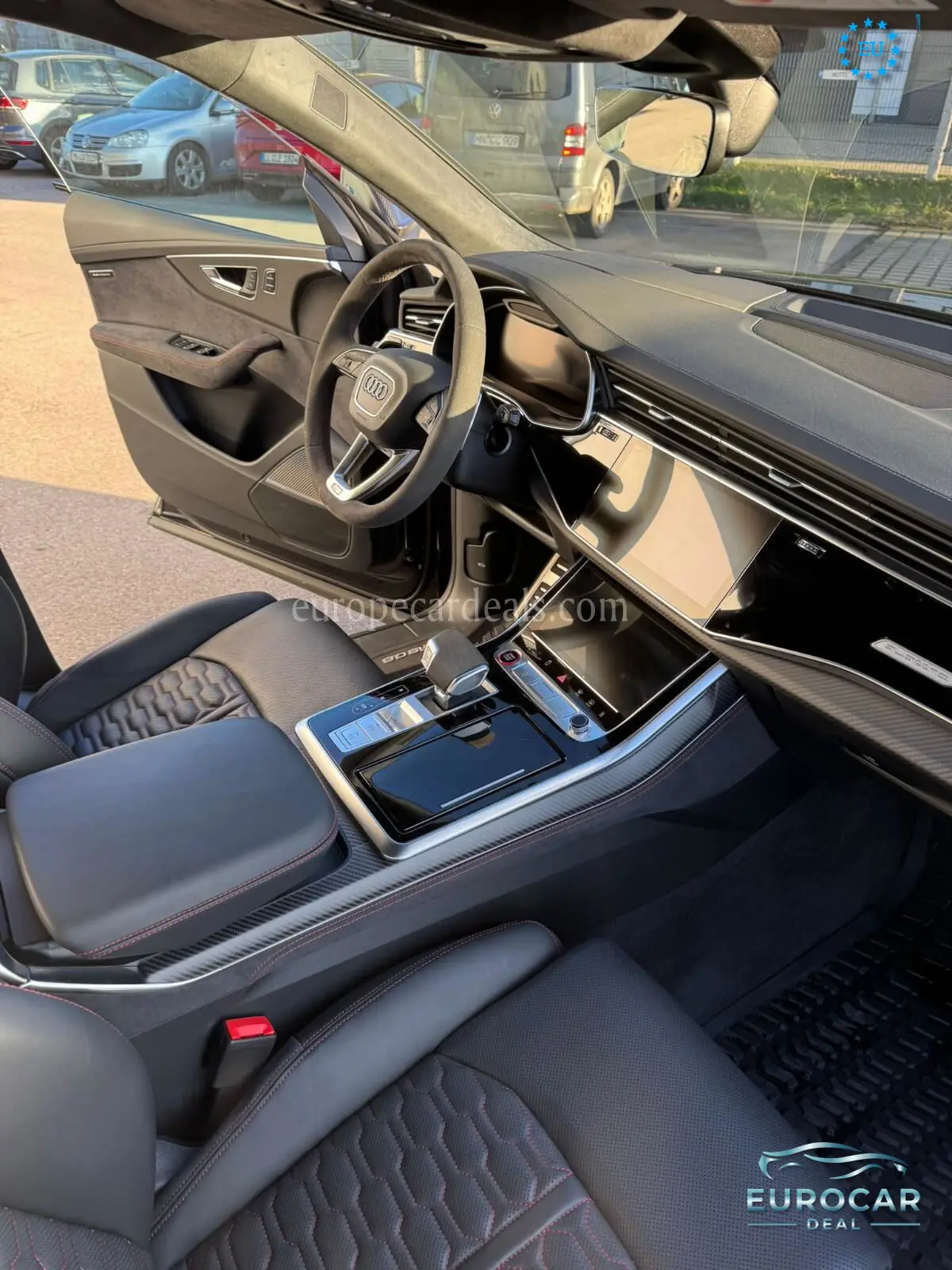 Audi RSQ8