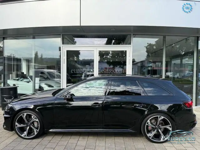 Audi RS4