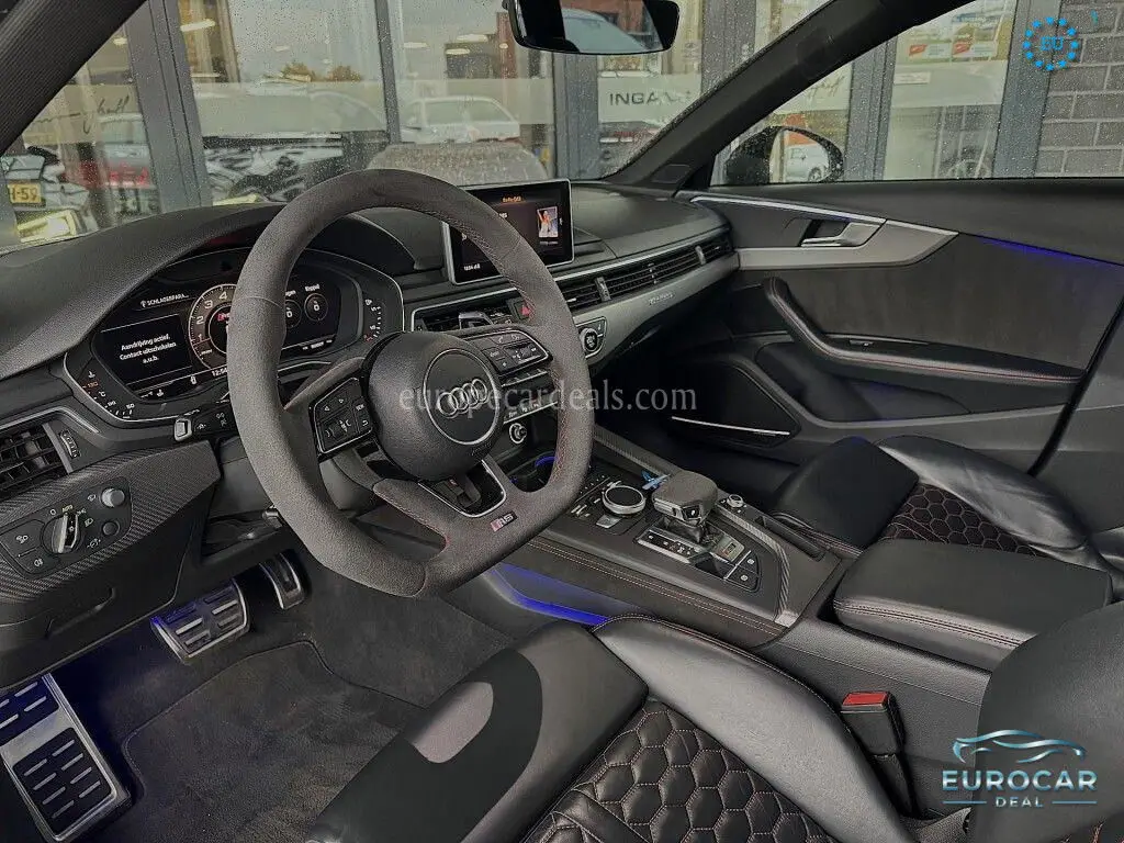 Audi RS4