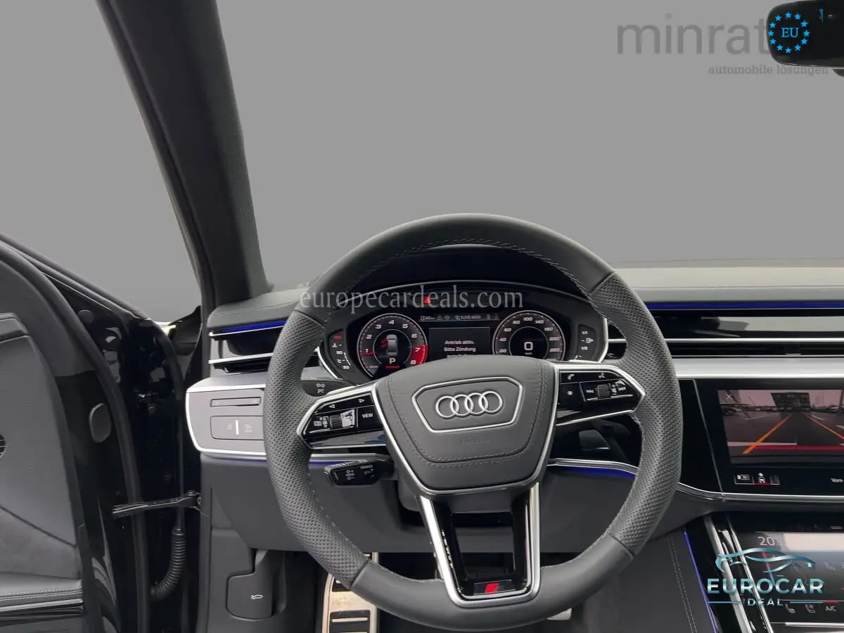 Audi S8