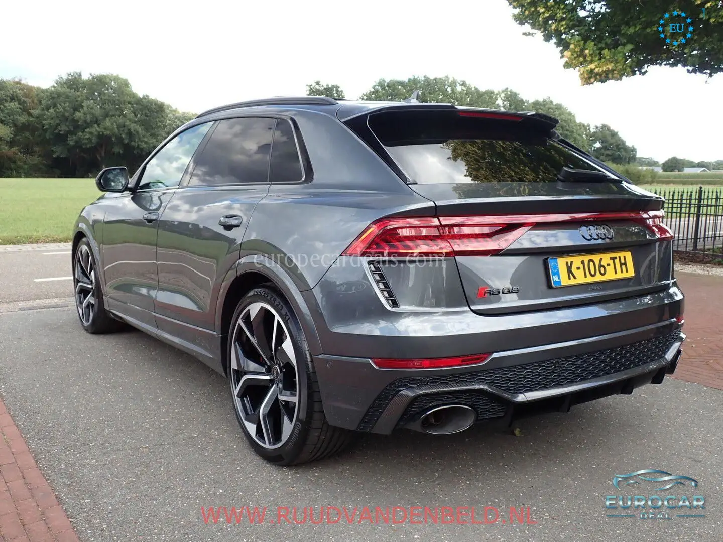 Audi RSQ8