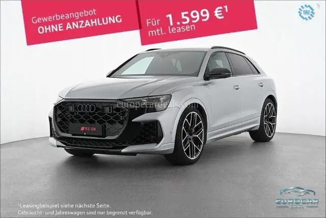 Audi RSQ8