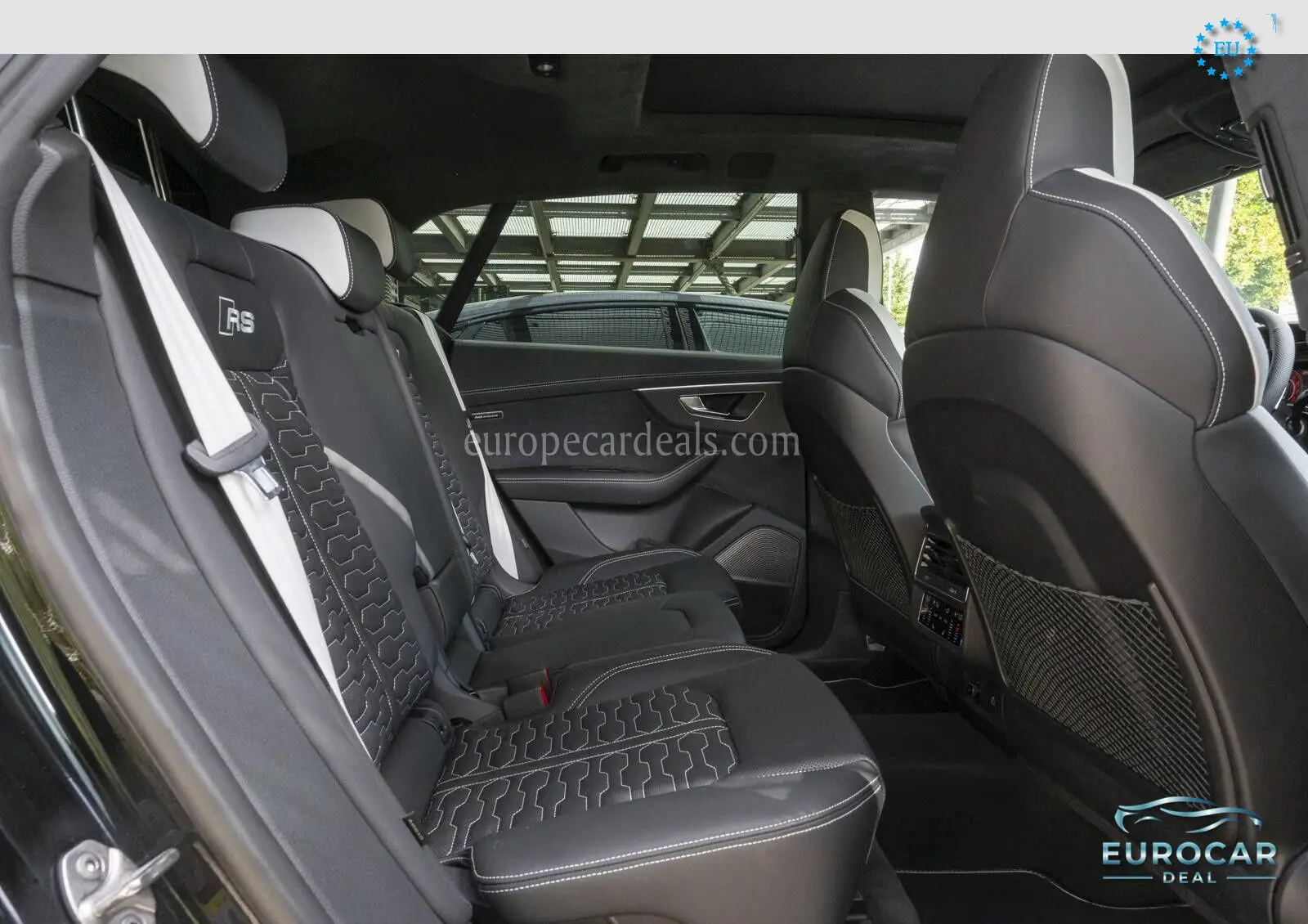 Audi RSQ8