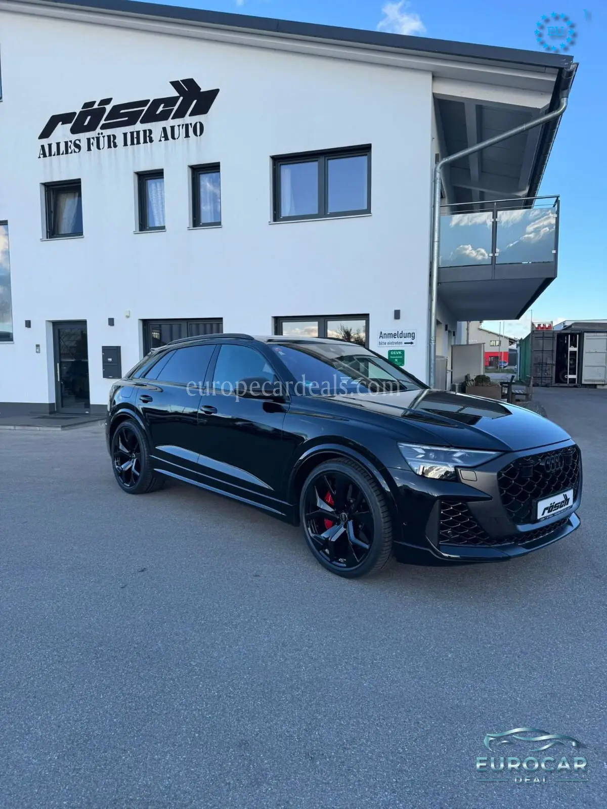 Audi RSQ8