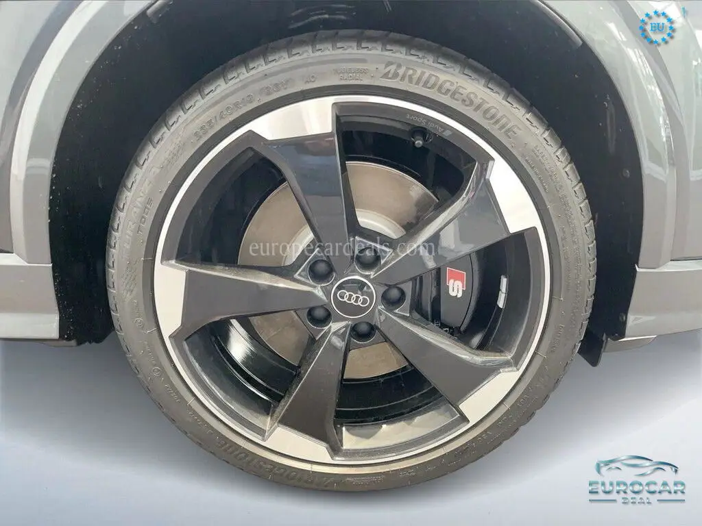 Audi SQ2