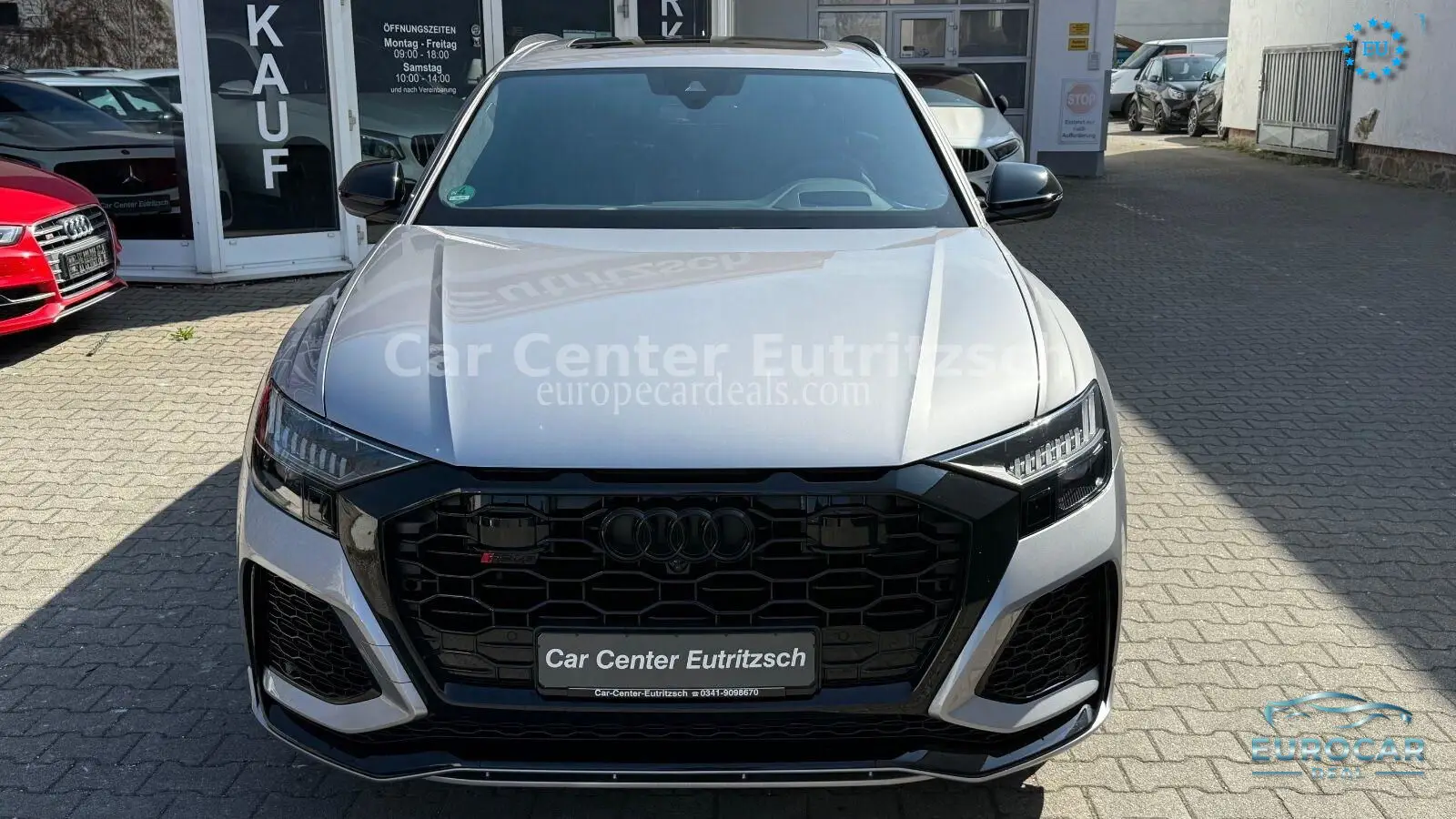 Audi RSQ8