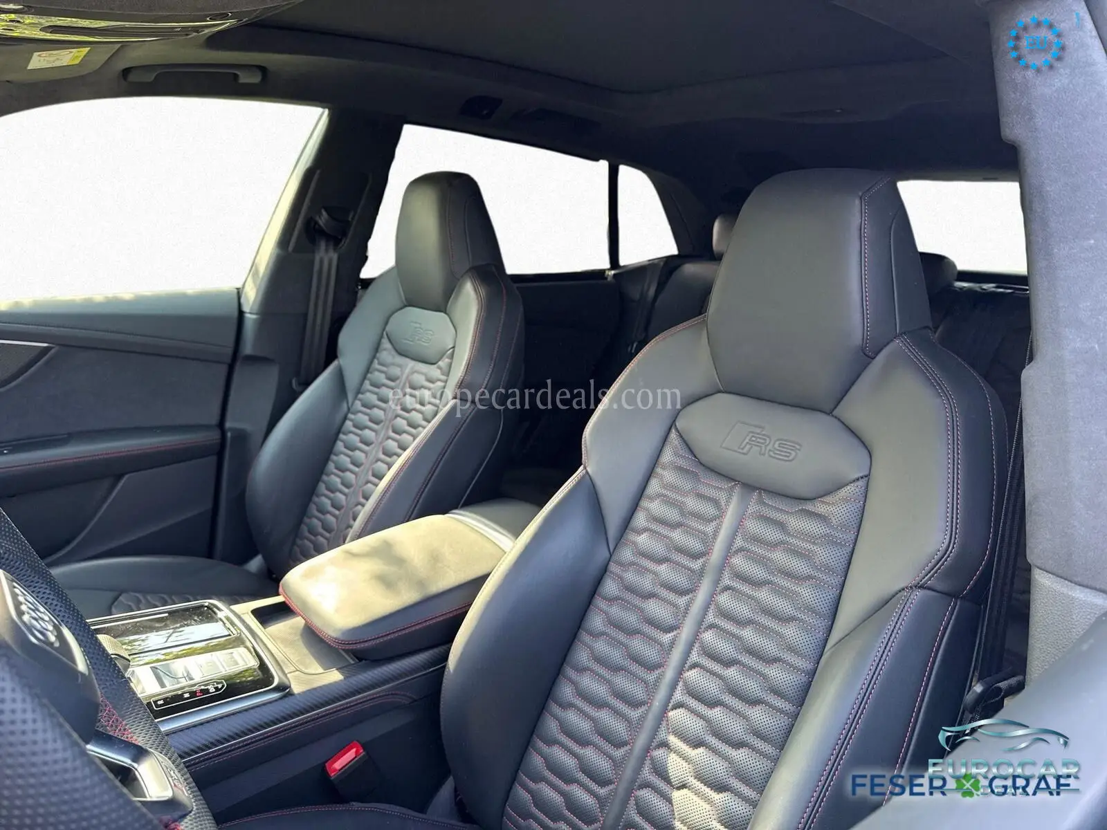 Audi RSQ8