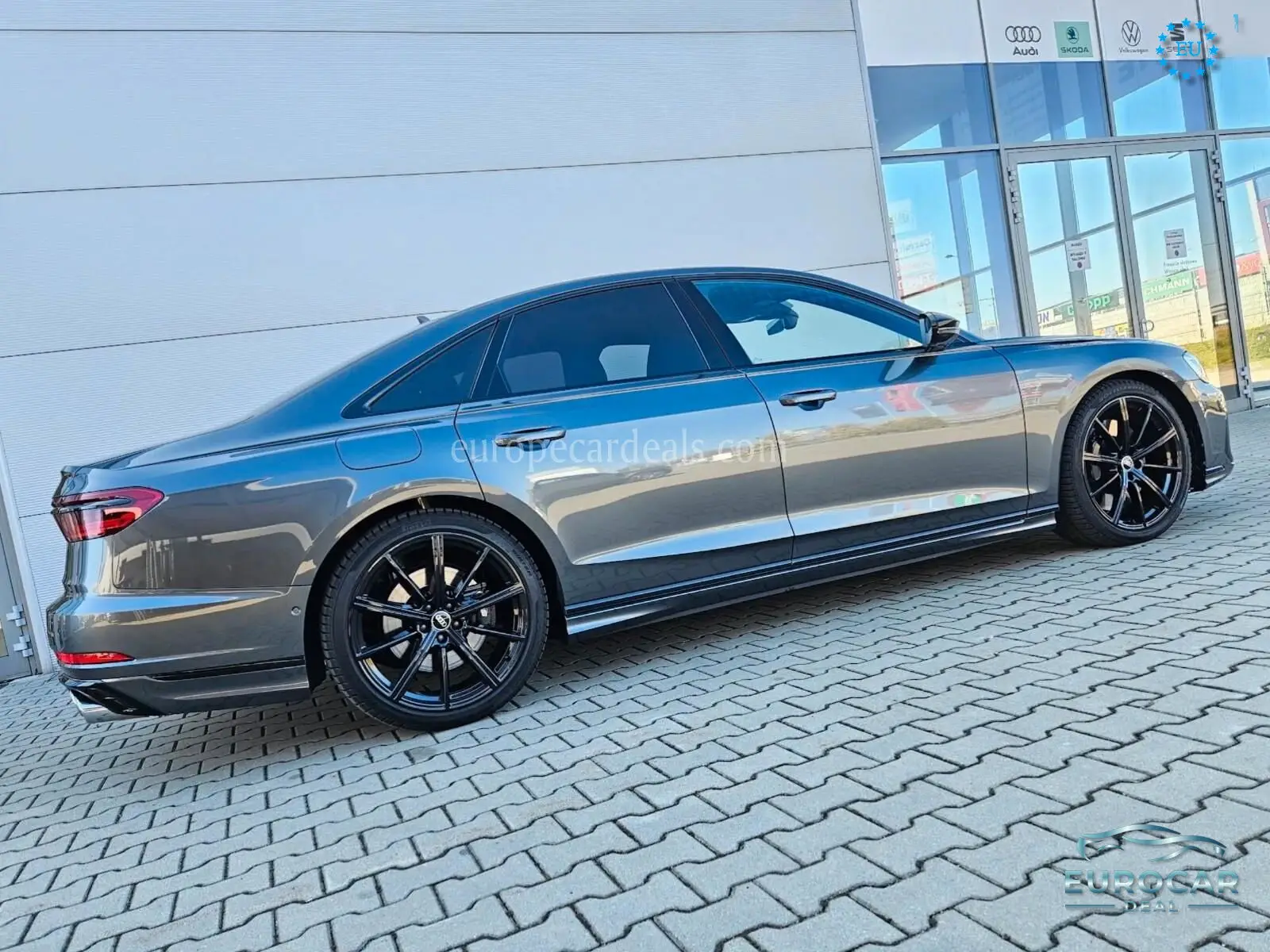 Audi S8