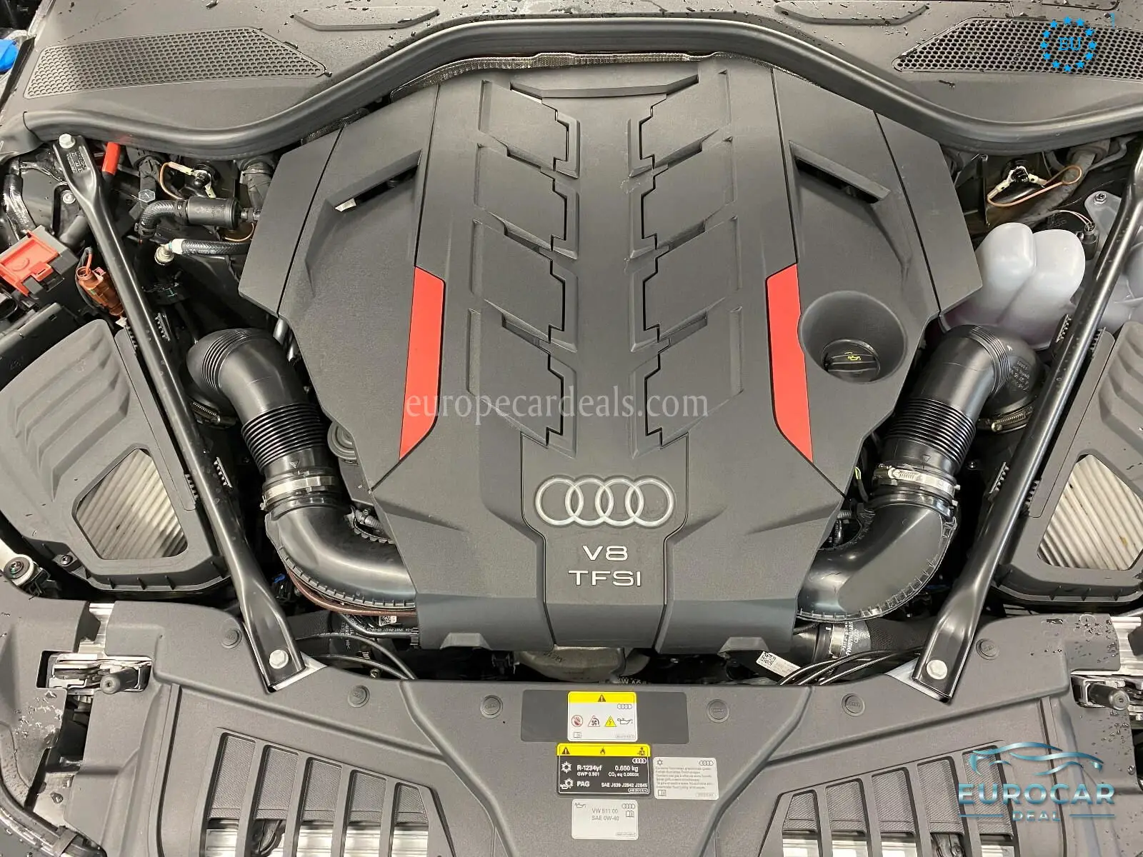 Audi S8