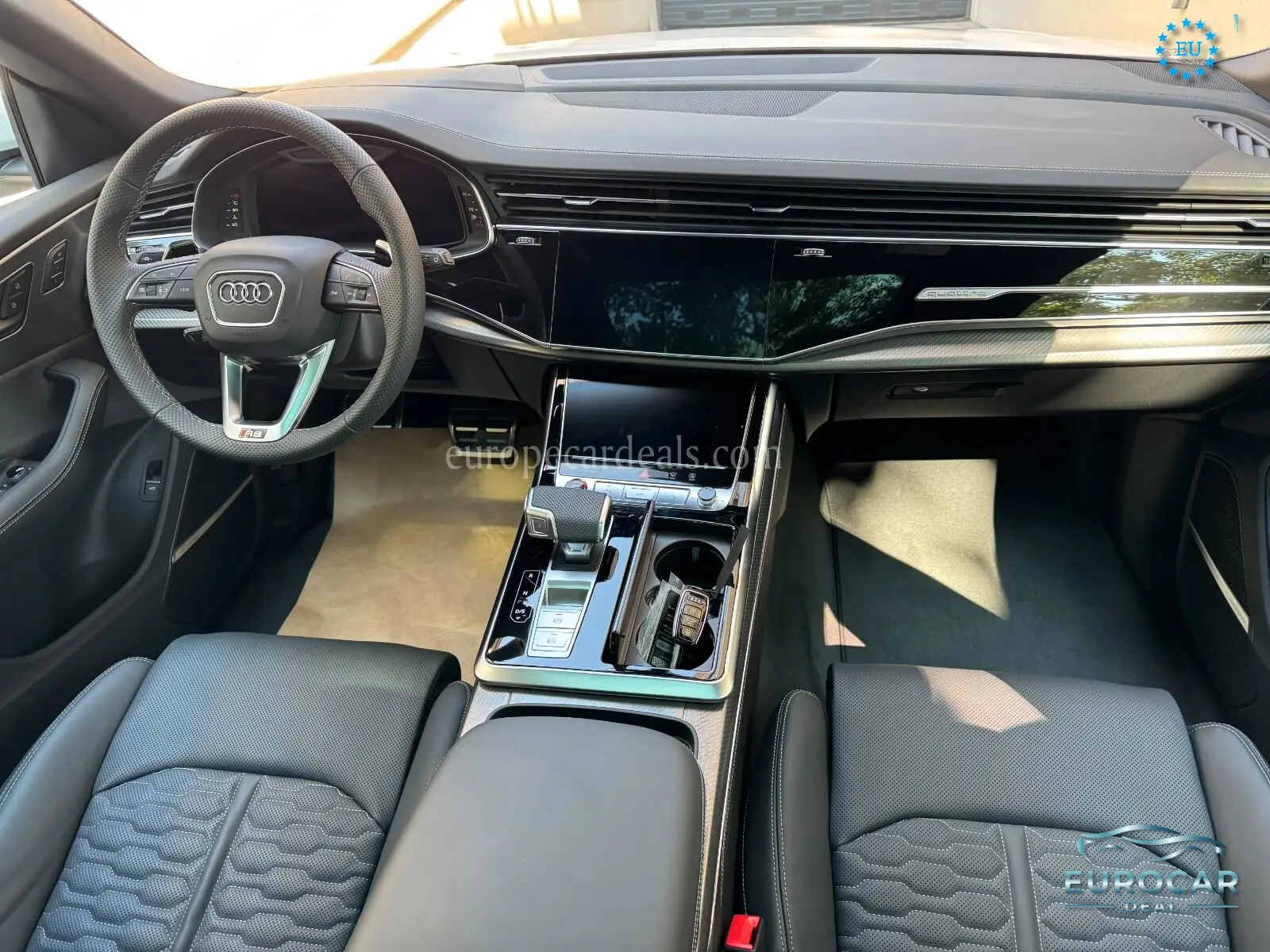 Audi RSQ8