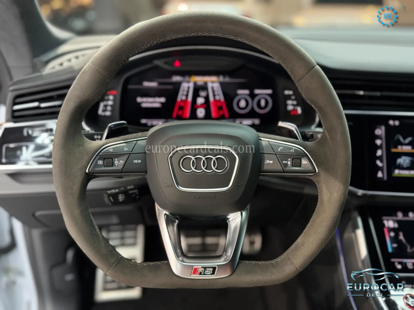 Audi RSQ8