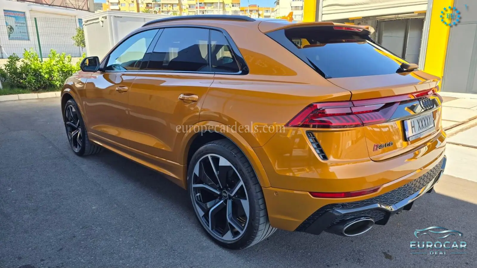 Audi RSQ8