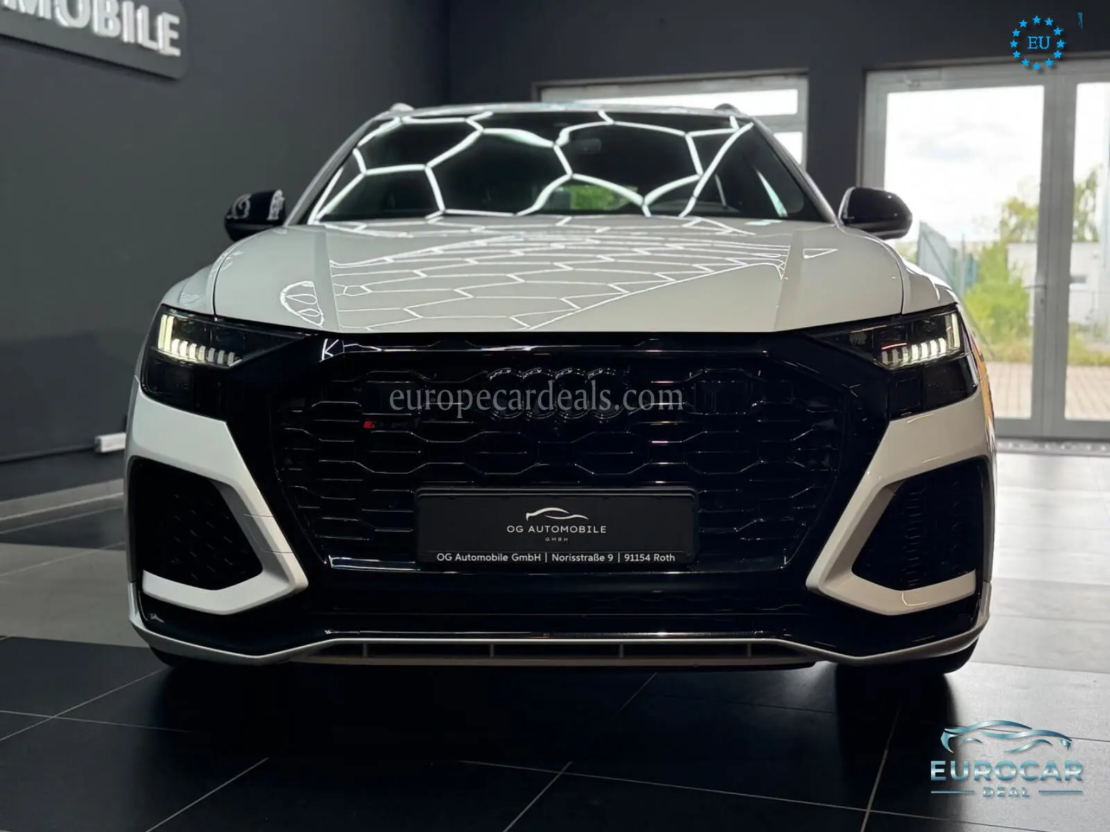 Audi RSQ8