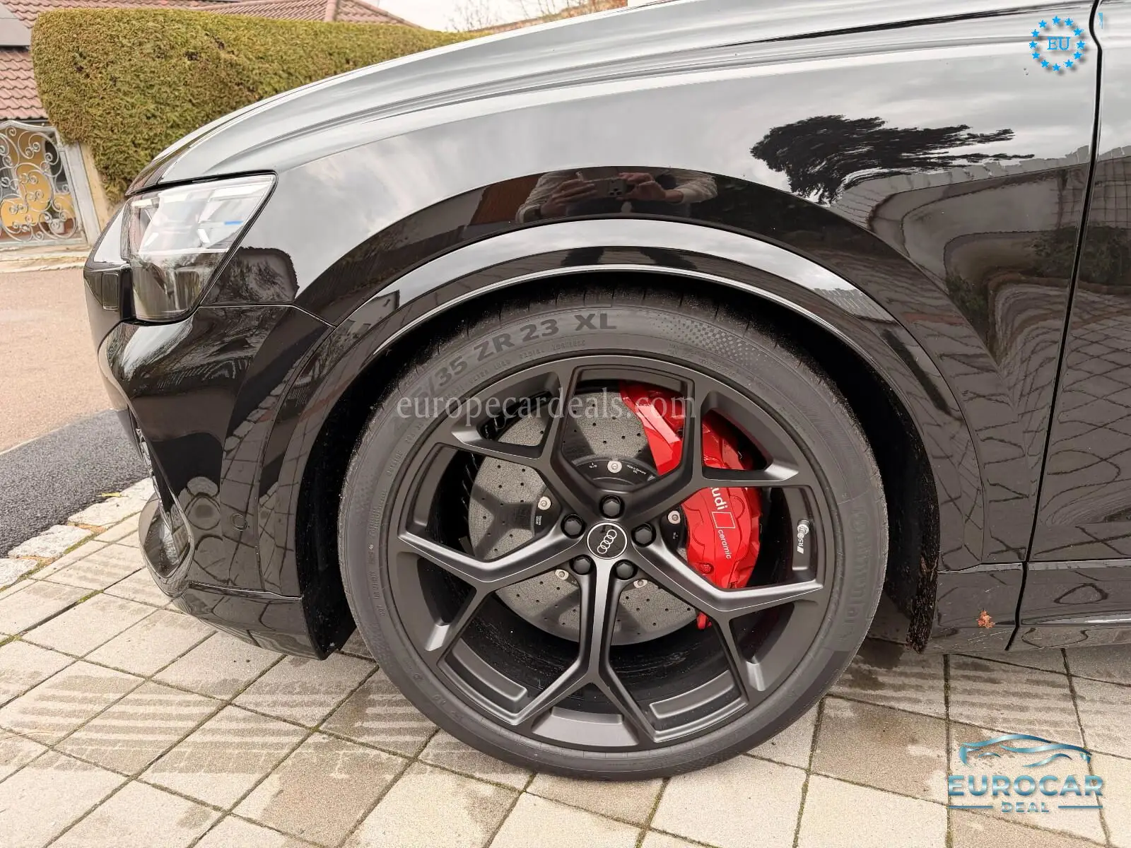 Audi RSQ8