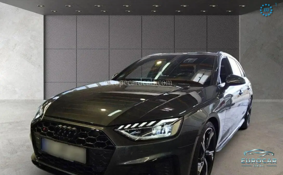Audi S4