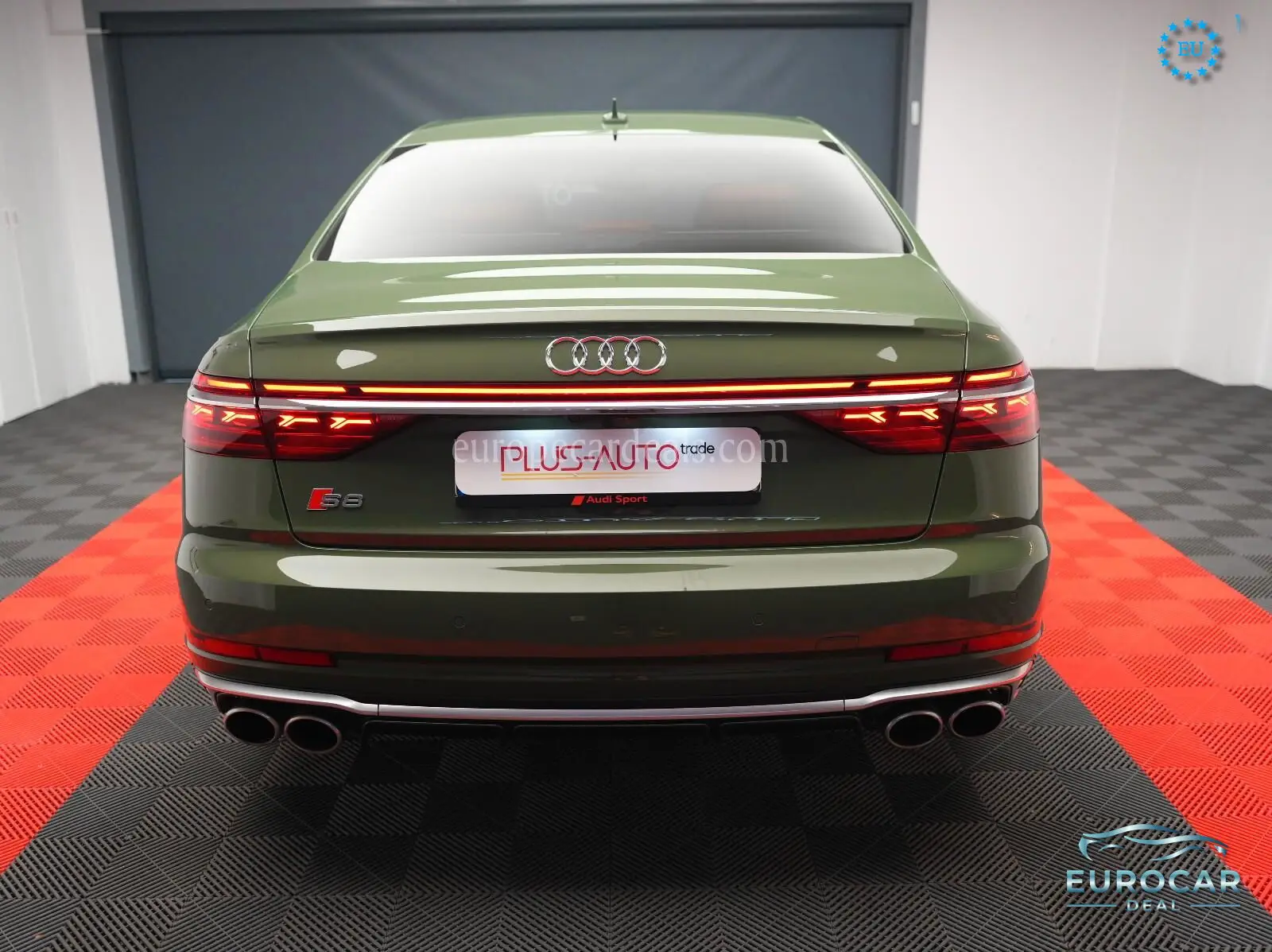 Audi S8