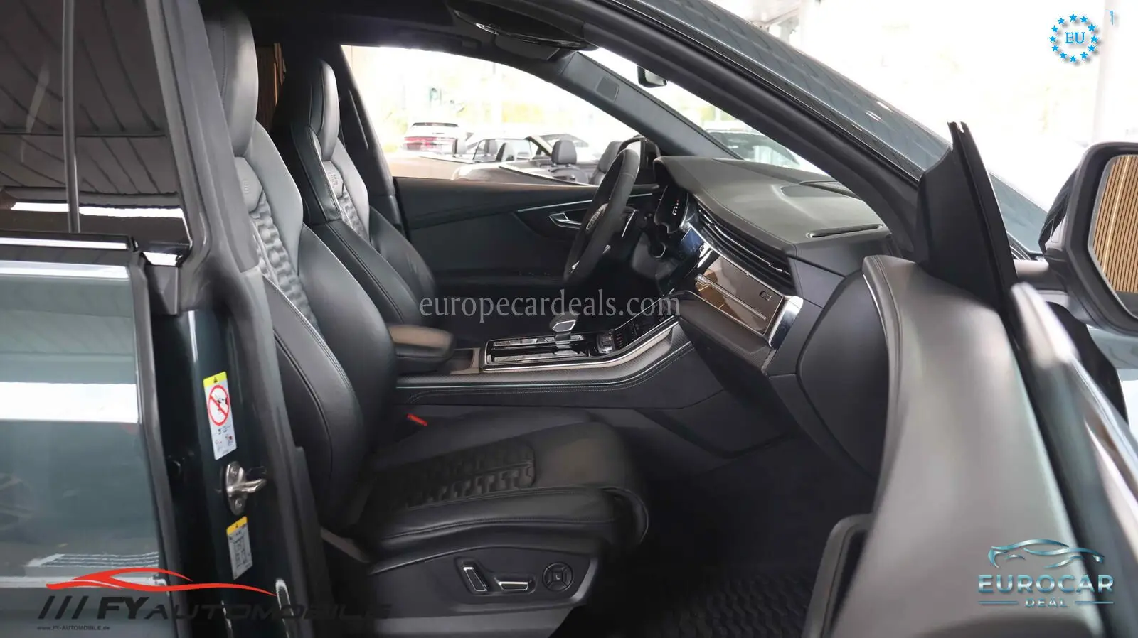 Audi RSQ8