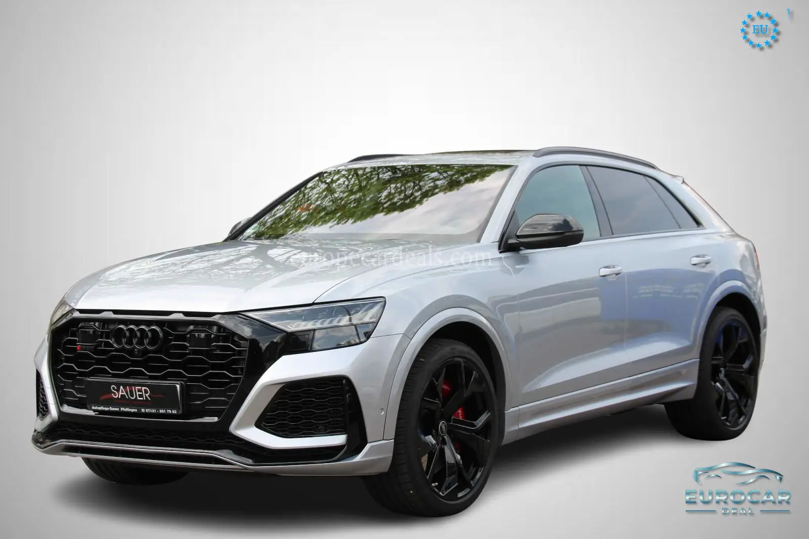 Audi RSQ8