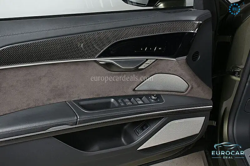 Audi S8