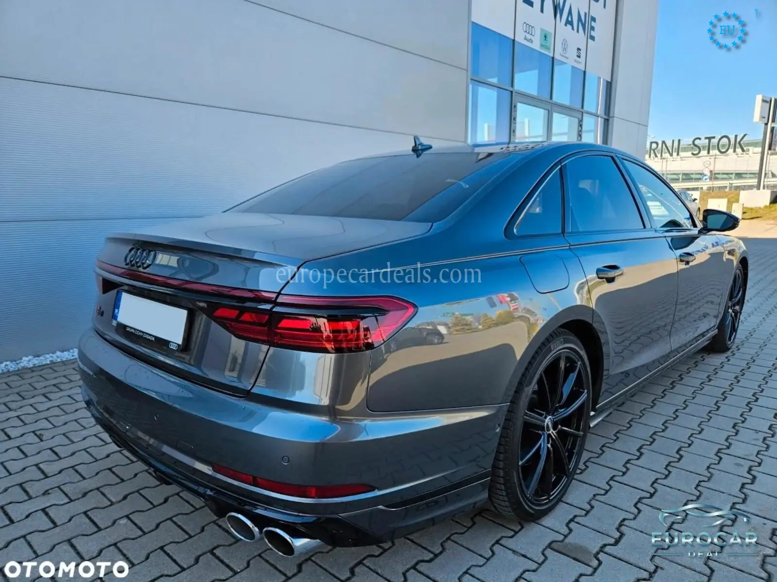 Audi S8