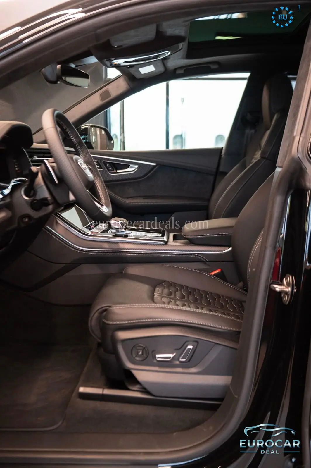 Audi RSQ8