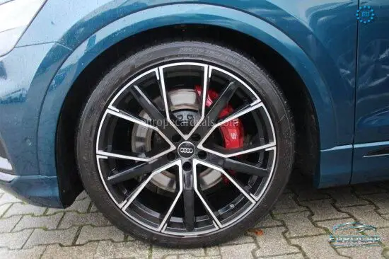 Audi SQ8